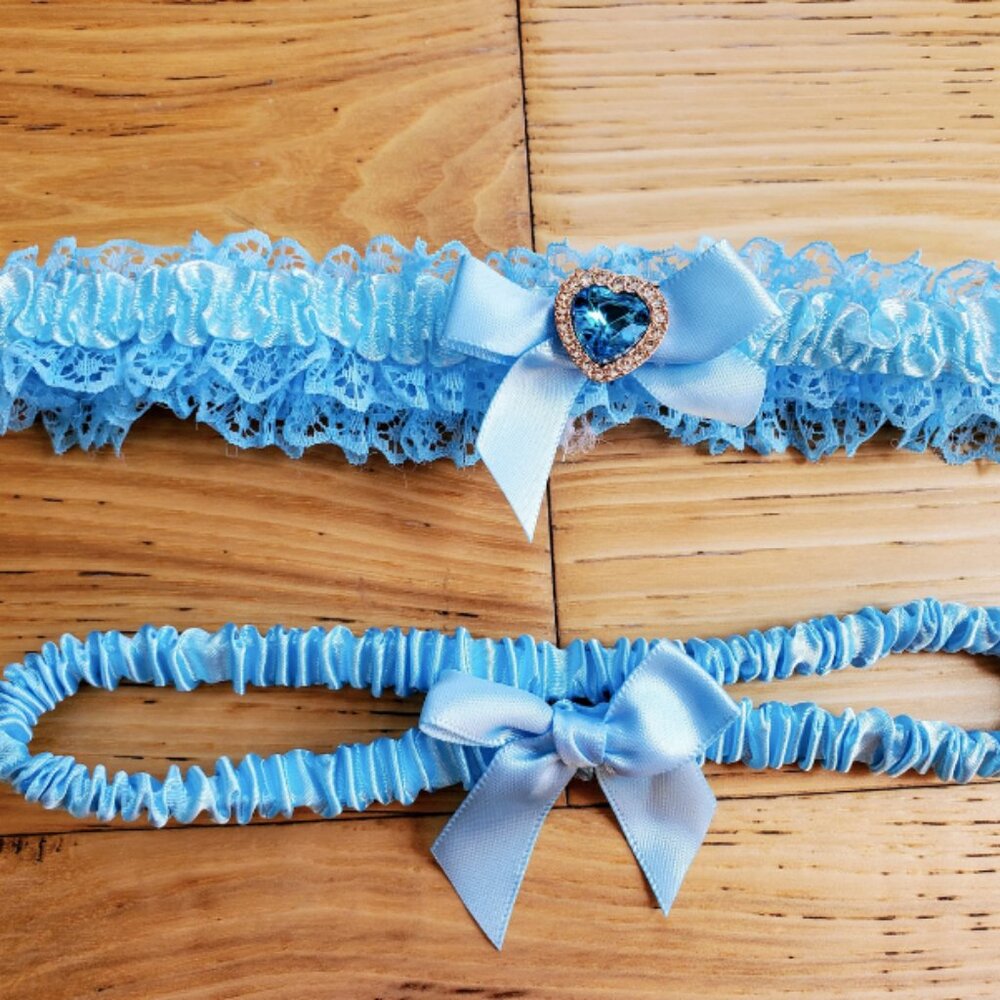 Nwt wedding garter set